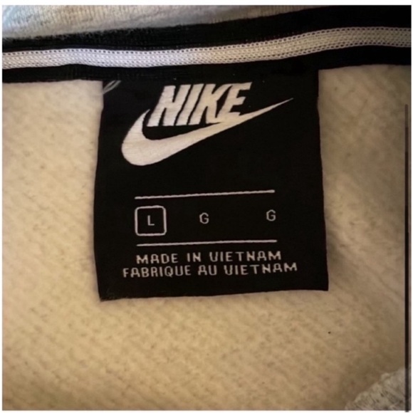 Nike Women's Gray Hoodie - Picture 5 of 5